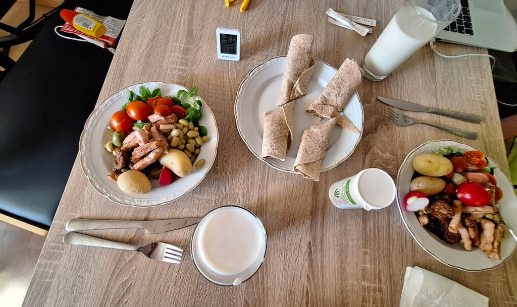 In einer Wohnung hat Sabine wieder viel mehr kulinarische Möglichkeiten als in der Campingküche
