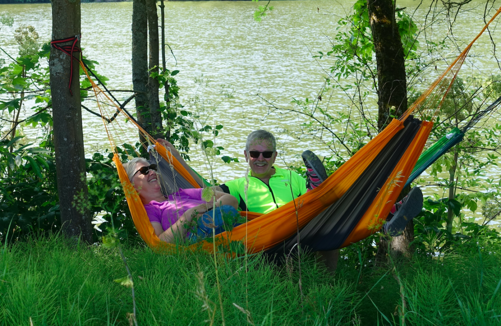 Im Gegensatz zum Mega-Radler haben wir Zeit zum chillen mitten am Tag