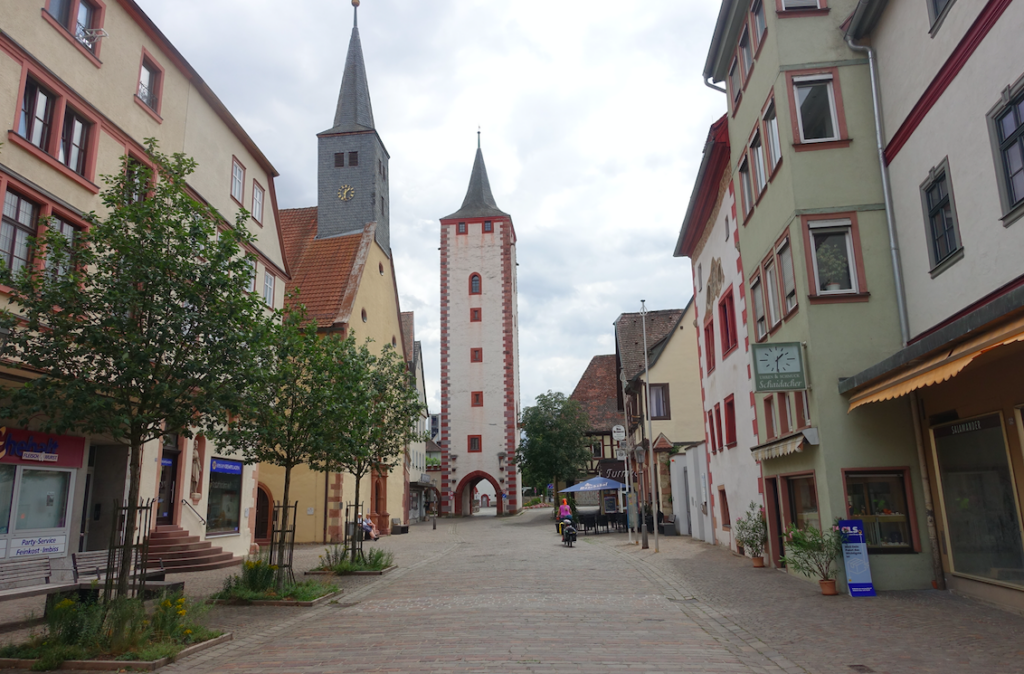 Karstadt am Main