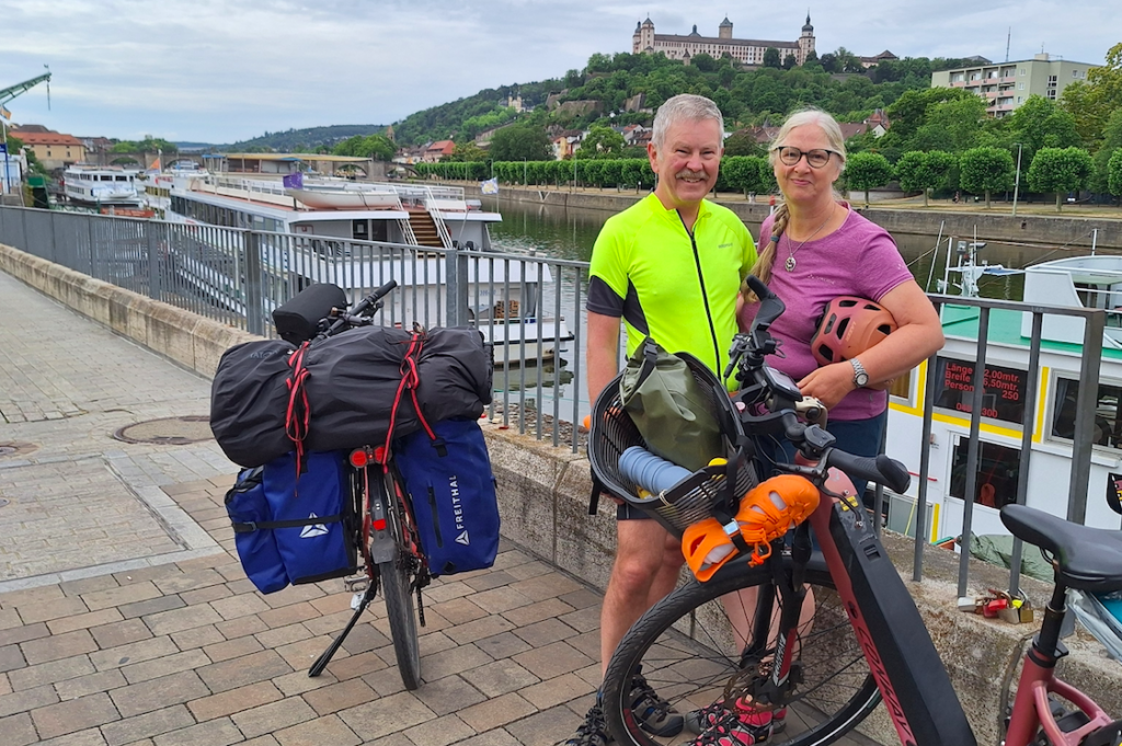Am Mainufer in Würzburg