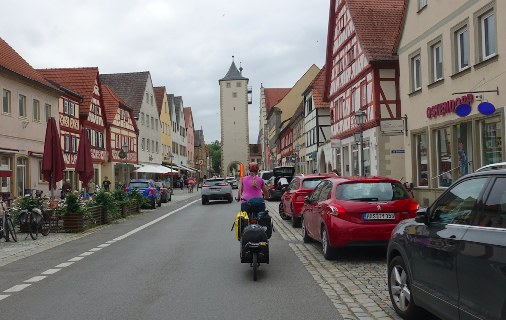 Mitten durch Haßfurt