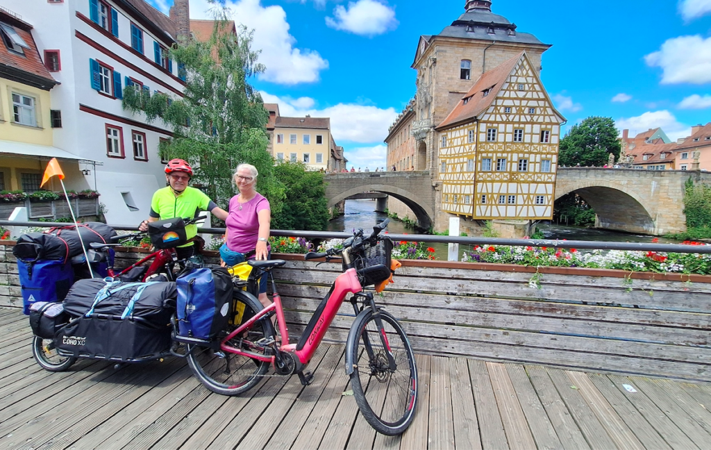… und natürlich das Alte Rathaus über der Regnitz