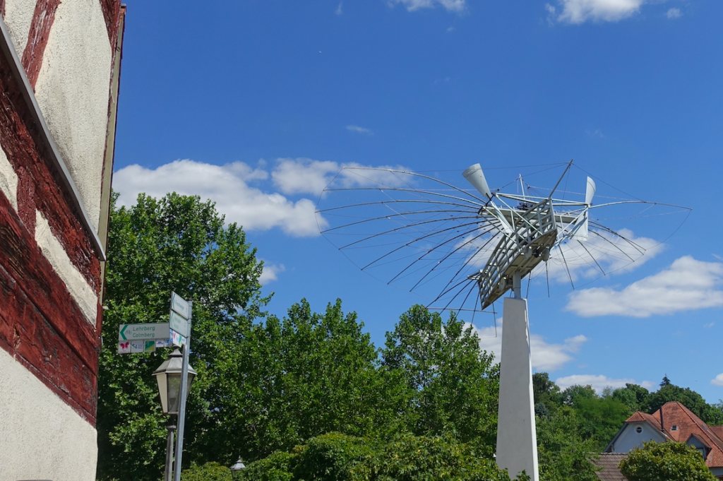 Skulptur der „Condor“, des Flugapparates mit dem Weißkopf noch vor den Gebr. Wright einen Motorflug gemacht haben soll (ist aber umstritten)