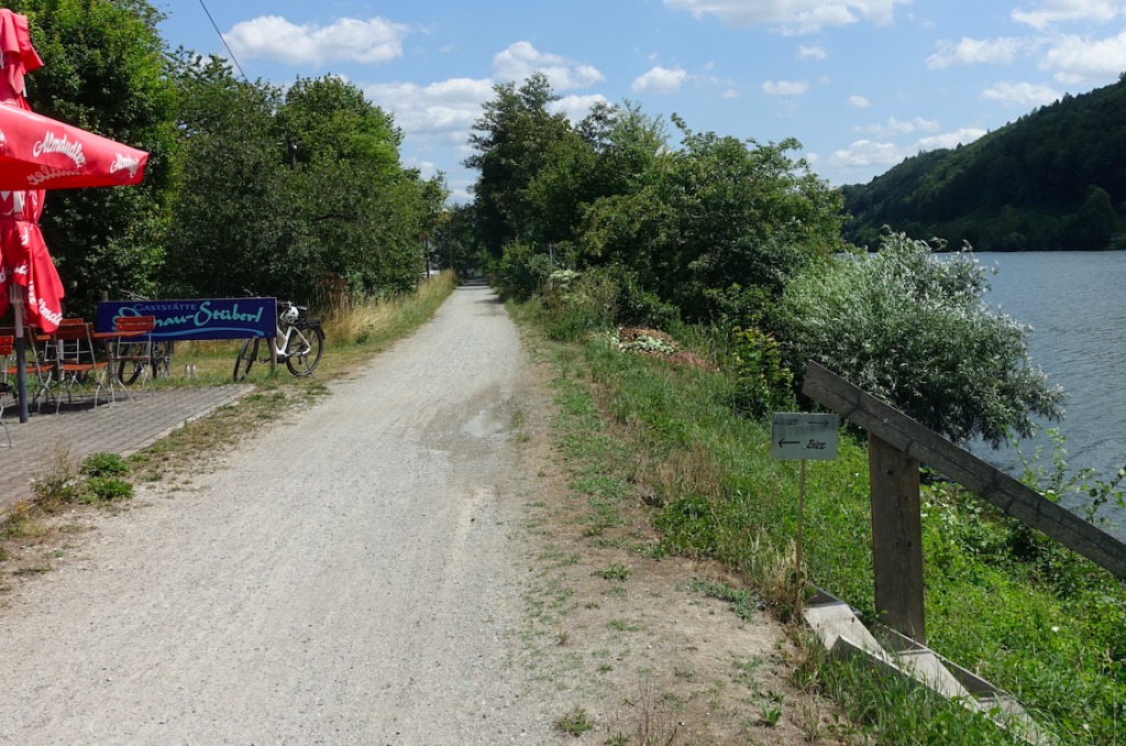 Entscheidend ist das kleine Schild vorn!