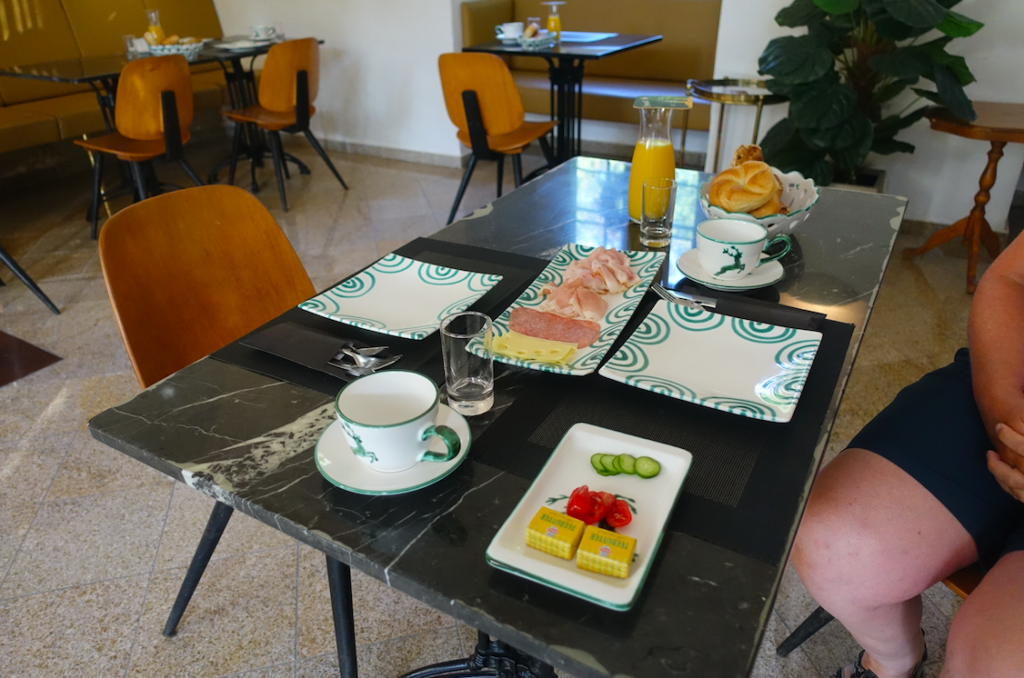 Frühstück im Schloss – nicht gerade fürstlich