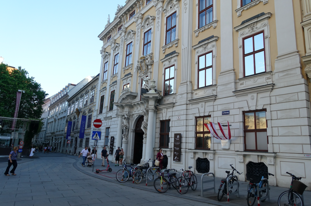 Ungarische Botschaft (glaube ich jedenfalls)