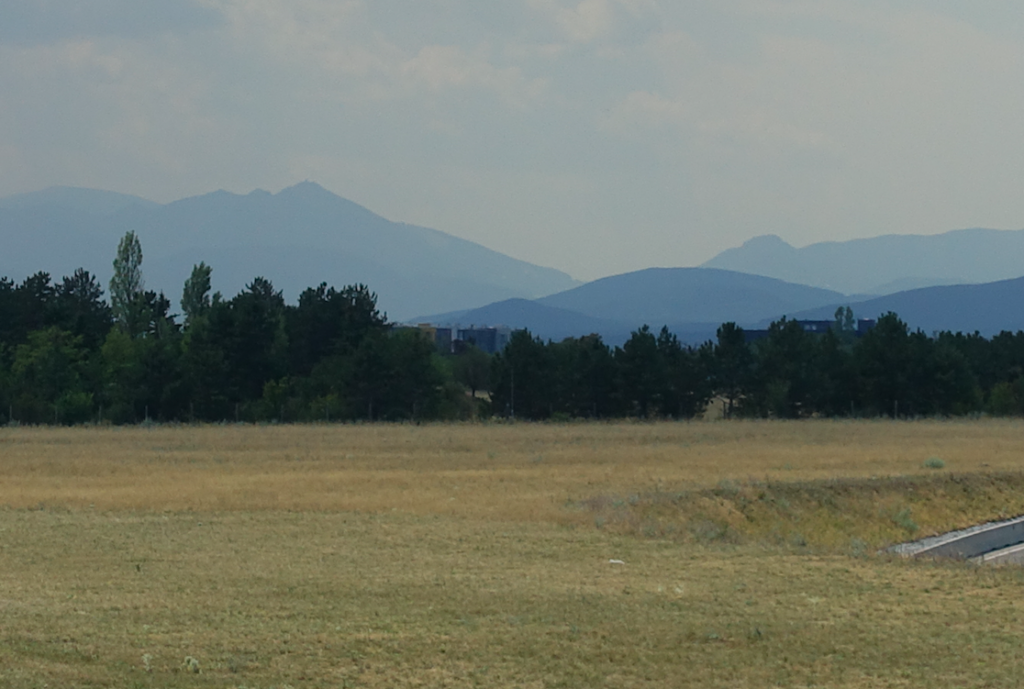 Da hinten sind die Alpen