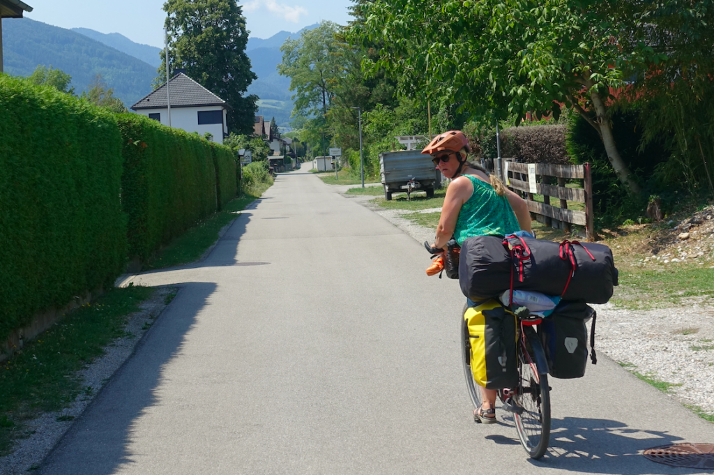 Guck mal kurz zurück … ich kann jetzt während der Fahrt fotografieren. Balance ist alles ;)