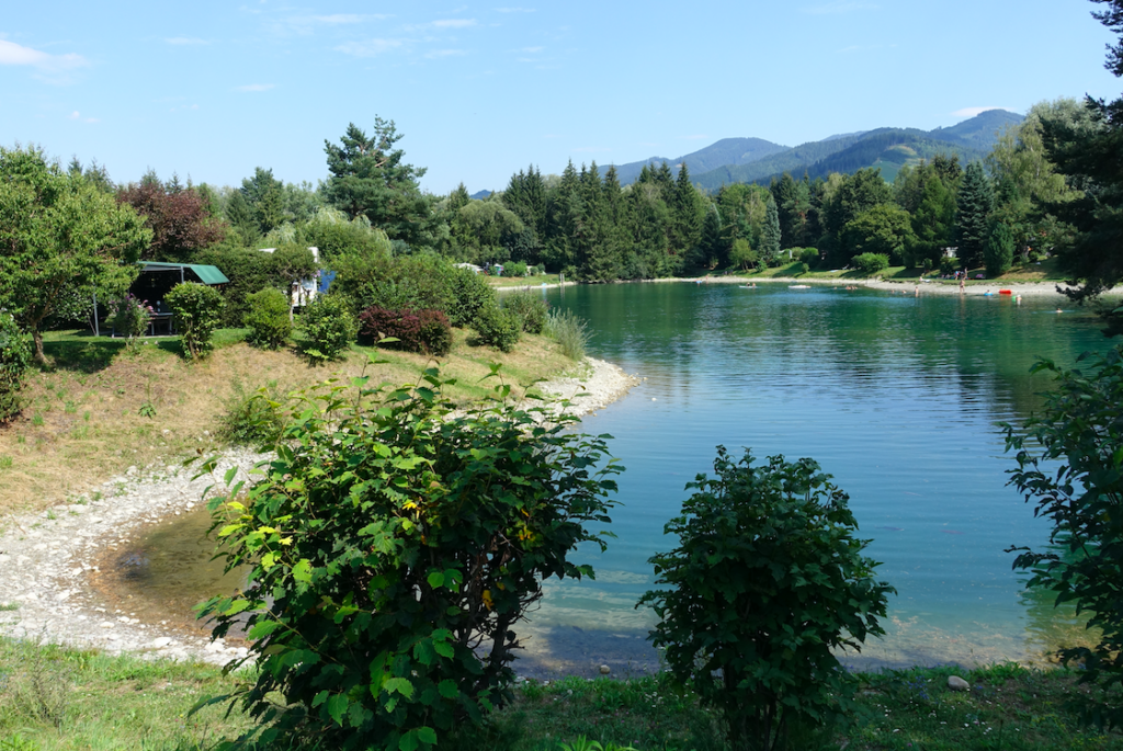Badesee auf dem Campingplatz Murinsel