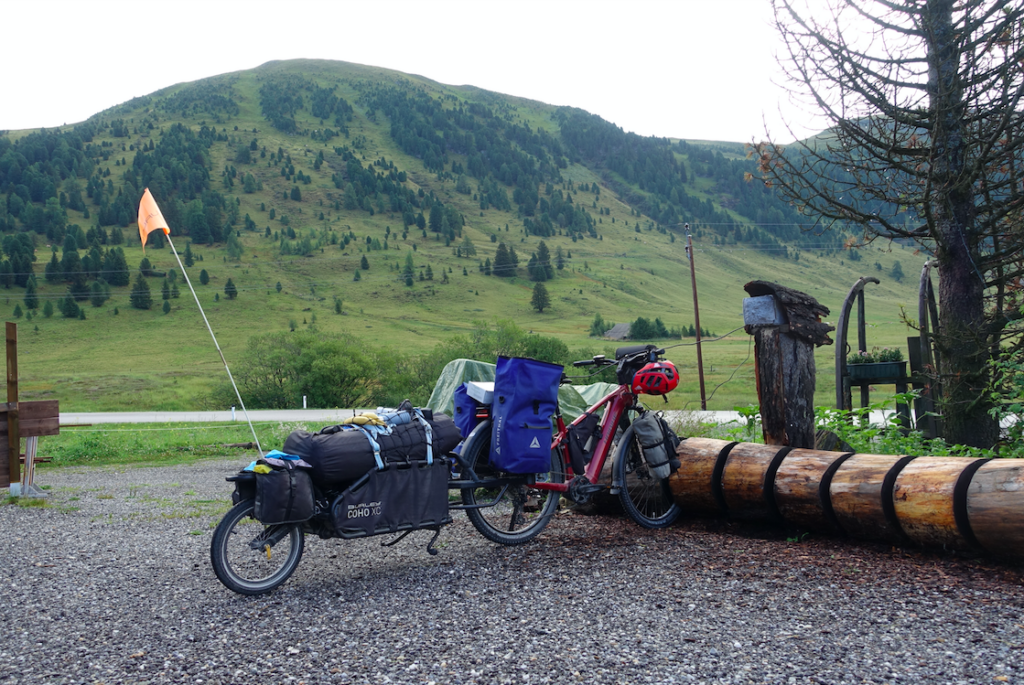 Lademöglichkeit an der Alpenvereinshütte