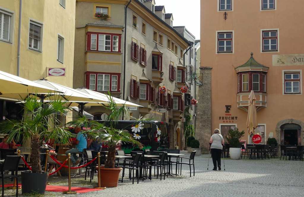 Besterhaltene mittelalterliche Stadt Tirols: Daher haben wir einen Abstecher durch Hall gemacht … Seht selbst!