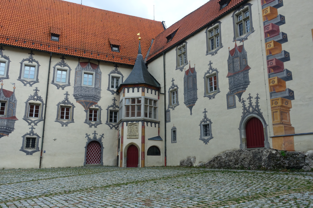 … heute Hort des Finanzamtes Kaufbeuren
