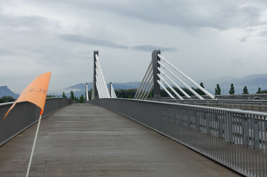 … aber schon mit einer ordentlichen Rheinbrücke