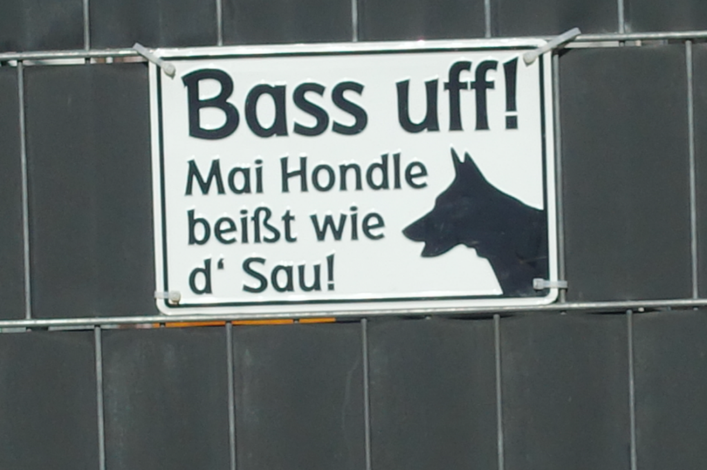 Am „Hond-le“ erkennt man, dass wir in Baden sind … in der Schweiz hätte es wohl Hünd-li geheißen ;)