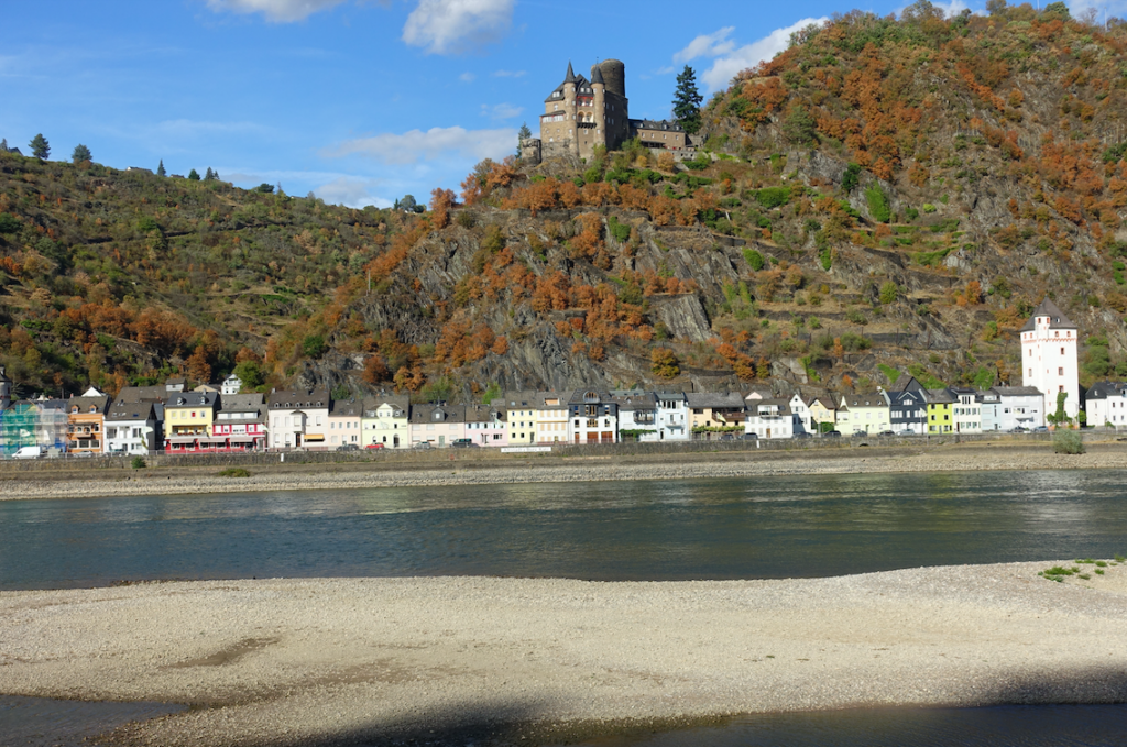 Blick auf die Ostseite hinter St. Goar