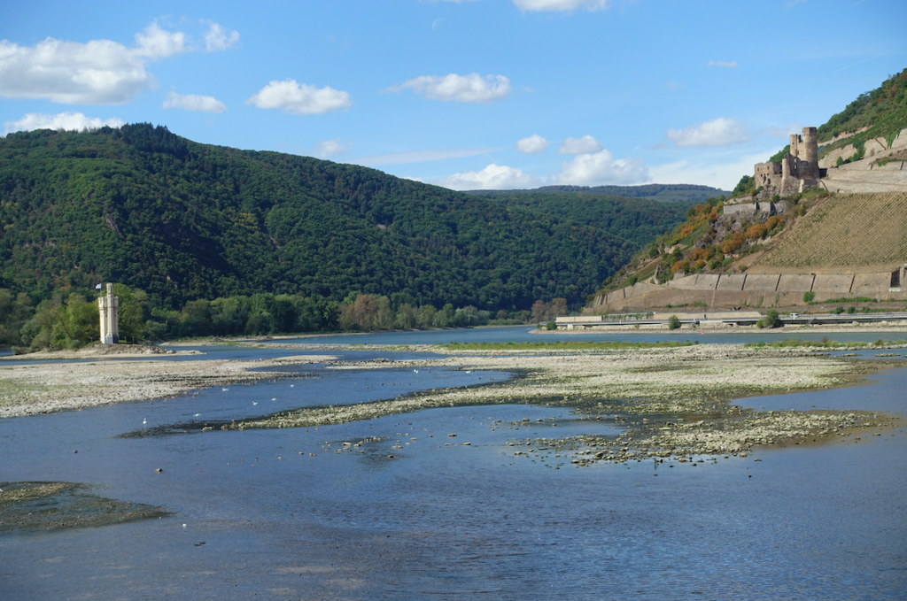 Bingen ist das Tor zum Mittelrheintal … trocken wie nie