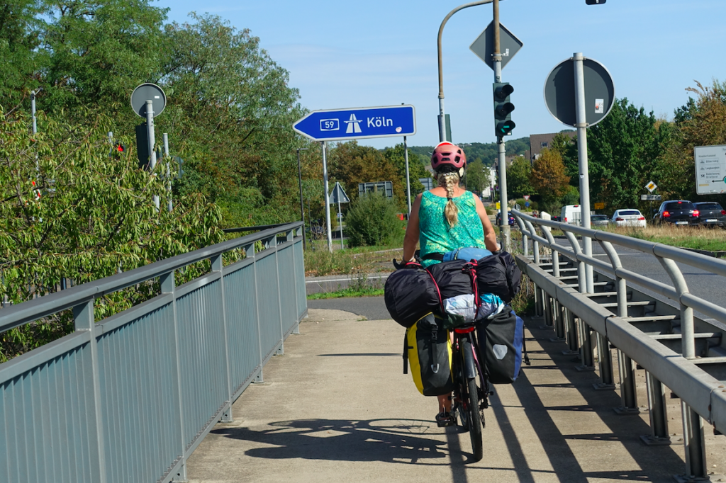 Über die Autobahn geht es am schnellsten … und wir haben schließlich Motore ;)